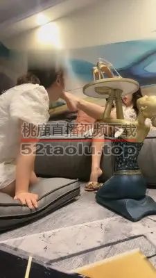 【歌迪丝】母狗伺候我看电视 G-210728-24