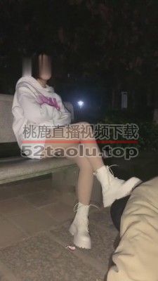 【甜甜】户外花园遛狗（路人围观） bf7176