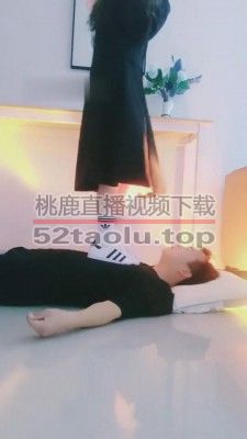 【九九女王】白袜白鞋全体重踩踏/碾压/深喉 bf9754