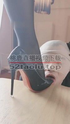 【飞扬女王】踩烂狗舌头及每一寸贱肉 bf9076