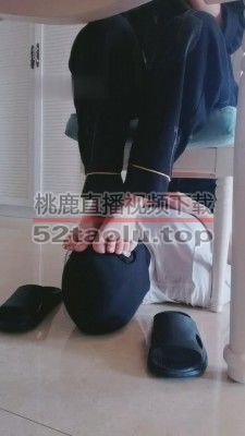 【猫神大人】家务奴伺候吃饭洗漱化妆 bf10135