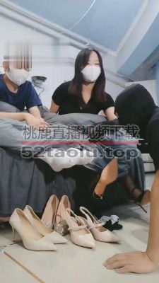 【月玖儿】情侣主-在鞋堆里羞辱 bf13151