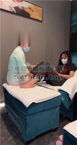 【橘子没熟】闺蜜伺候我和技师JS22090402