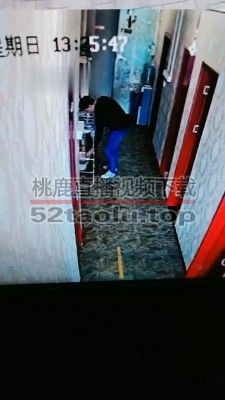 【艾琳】和姐妹惩罚偷鞋贼 bf22236