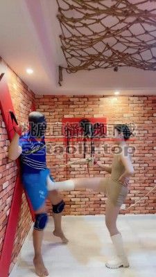 【二宝】白靴虐裆贱狗-全体重踩踏/耳光 bf23383