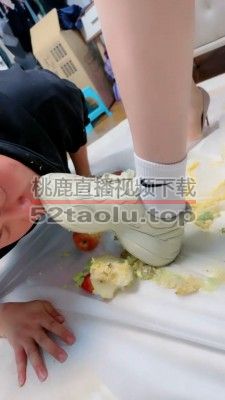 【艾琳】双S御姐呕吐物踩踏食物喂食/jio深喉【三视角版+完整版】bf25458