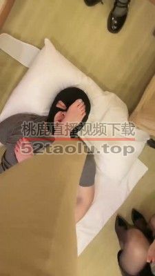【暴躁萝莉】黑丝+裸足双S全体重踩踏/掐肉/闻鞋【双视角版】 bf25600