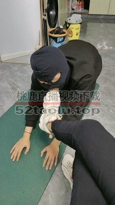 【小小小魔女】舔脏小白鞋-闻臭棉袜-高跟踩踏喂食 bf26427