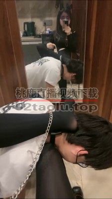 【暴揍小溪】双S-艺校女神黑丝袜踩奶狗/喂酸奶【双视角完整版】bf26761