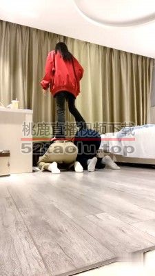 【海绵大大】小白鞋女神VS双M-转胯骑马/丝袜塞嘴数据线抽 JS23051710