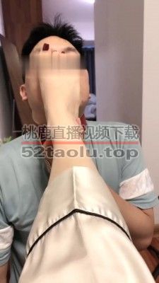 【不知名美女】闻舔臭脚/虐乳/迷恋原味黑丝 bf28589