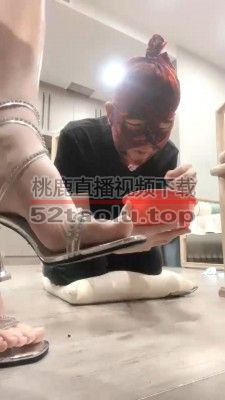 【念念】脚下进食/数据线鞭打/高跟踩 bf29352