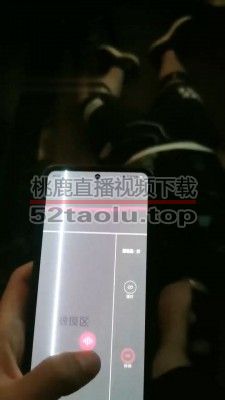 【凌儿女神】KTV-全体重踩狗脸/鞭打当座椅 bf29480