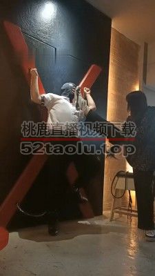 【黑兔S】暴力打死贱狗/提档/骑马转胯磕头/圣水泡袜子/耳光鞭打 bf30240