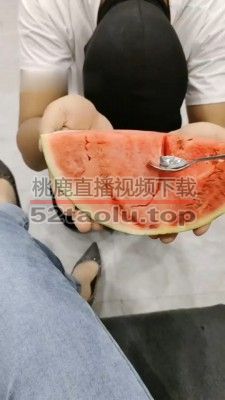 【辣姐】生活化圈养-脚踩喂食/舔多双脏鞋底/喝刷鞋水 JS23072443