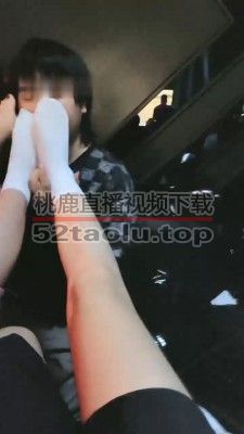 【饼干大大】KTV闻舔素人的原味脚【双视角版】 bf31724