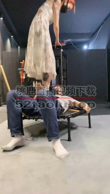 【冰诺】高跟肉丝全体重跳踩人体蹦床 bf32101