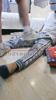 【酒酿丸子】脏运动鞋白袜踢踹踩跺 JS23090101