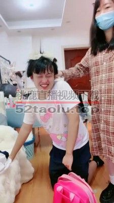 【桃子老师】跪筷子/揪耳朵/叼袜子/喝洗脚水  JS23090102