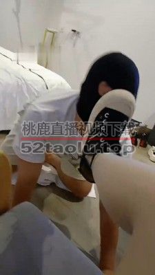 【冰沫老师】浓痰吐沫/踩踏喂食/脏鞋底虐 bf32449