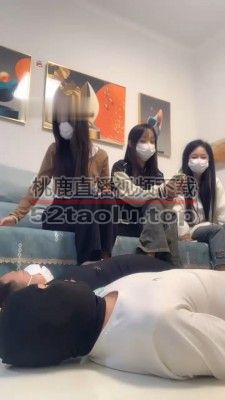 【精神小妹】3素人学生主-深夜裸足踩狗 bf32925