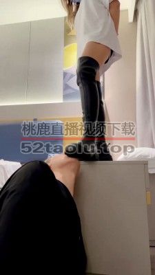 【诗酒S】素人模特-喂食物/黑靴踩头/语言羞辱 bf33190