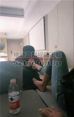 【绝美兔女王】跪舔裸足/转胯骑马/高跟踩踏 bf33946