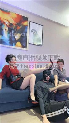 【潘妮女王】双S-丝袜美腿诱惑踩地毯狗【双视角版】 bf34105