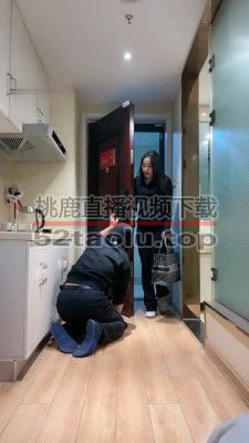 【毛绒月亮】伺候主人下班-舔脏鞋闻臭袜-喝圣水 bf34138