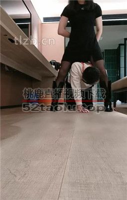 【米小唐】靴子黑丝玩虐地毯狗 bf34575