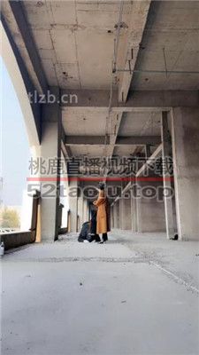 【辣姐】户外荒地遛狗-藤条抽/舔泥巴脏鞋底/骑马 bf35874