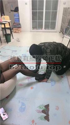 【狠欣人】双S-手铐捆绑-黑丝高跟踩踏 bf36093