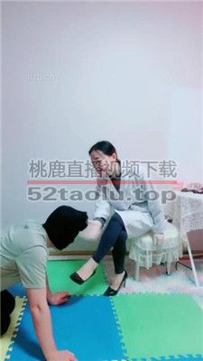 【艾琳】舔医生姐姐的臭脚【完整版】 bf36200