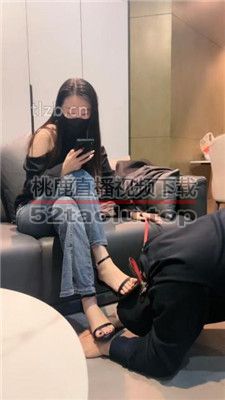 【槿一】奴隶舔吐在地上的食物 bf36652