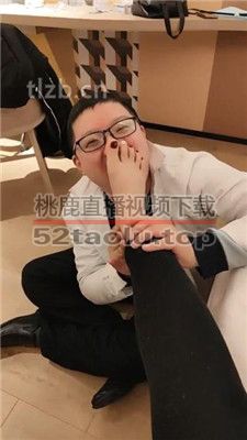 【清莹】深夜圈养狗恋足舔 JS240104-6