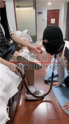 【珂儿大小姐】舔超脏鞋底/裸足恋足/赏赐圣水 JS240108-20