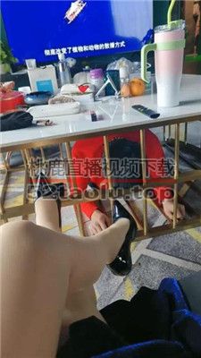 【咩祖】圈养犬化生活-狗笼桌子囚禁/肉丝脚窒息 JS240303-9