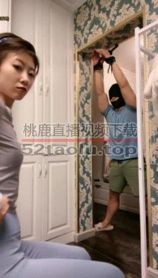 跆拳道小姐姐踢裆折磨后天脚汗闻袜子