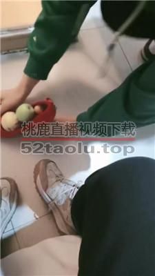 【梦熙】高跟裸足碾压踩喂食 JS240310-17