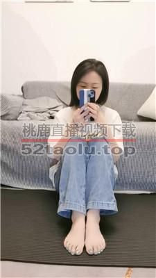 【安安】人肉坐垫/裸足恋足舔/踩踏/袜子塞嘴/骑马 bf39023