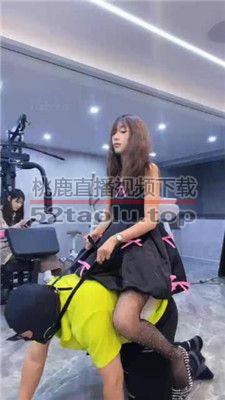 【麋鹿银儿】暴力仙女-骑马犬化/抽耳光/高跟踩踏/掐脖窒息 bf39121