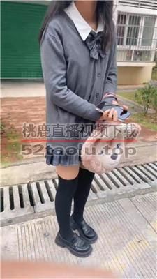 【素人挖掘机】路边开发皮鞋及膝袜小姐姐调 bf39231