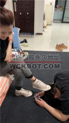 【安主子】帆布鞋白袜虐绿帽奴/鞭打/踩狗爪/骑马耳光/喂圣水 bf40286