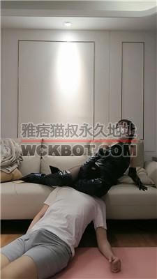 【暴力美学】长靴黑丝S-腿绞手捂窒息/虐乳踩/耳光提档 bf40730