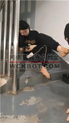 【樱樱】楼道调-开发职高女生做S【上】 JS240425-1