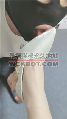 【娜S】跪舔高跟原味肉丝/骑狗背 JS240514-6