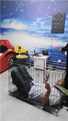 【天韵女皇】双S-圣水淋浴/囚禁狗笼/丝袜塞嘴踩踏【双视角版】JS240713-9