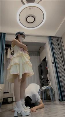 【樱子大人】洛丽塔S-高跟白袜-转胯狗爬/揪耳朵/臭袜捂脸窒息 bf43391