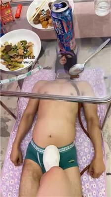 【魔鬼天使】健身女教练下班后虐家奴【上】 bf43973