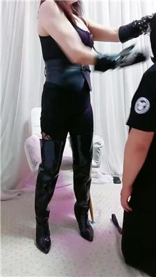 【冰炫女司】高跟长靴踩/鞭打 JS240827-3
